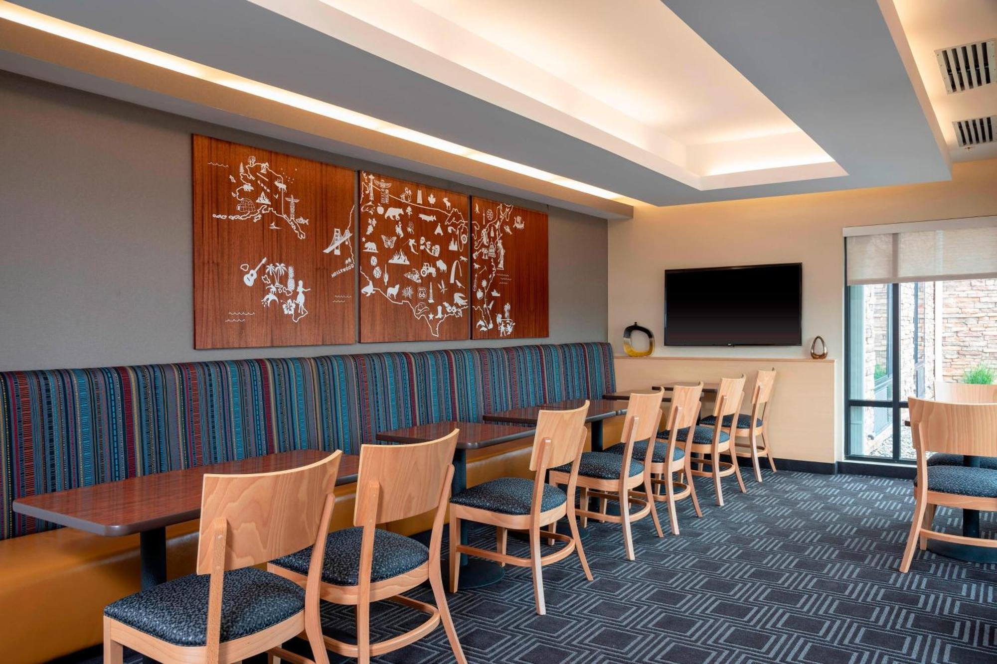 Towneplace Suites Fort Wayne North Zewnętrze zdjęcie